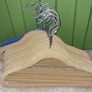 Children's No Slip Hangers (14 total) Child Size